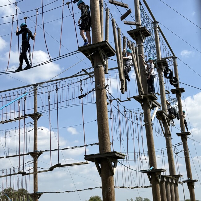 Year 9 Pupils Embrace Outdoor Adventures at Skreens Park